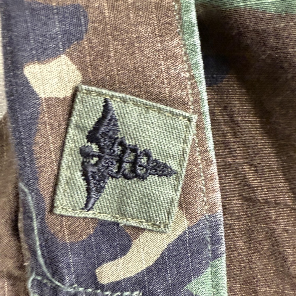 Vintage US Army Jacket Mens Medium Regular Woodland Camo Military‎ Coat 80s - Picture 8 of 11